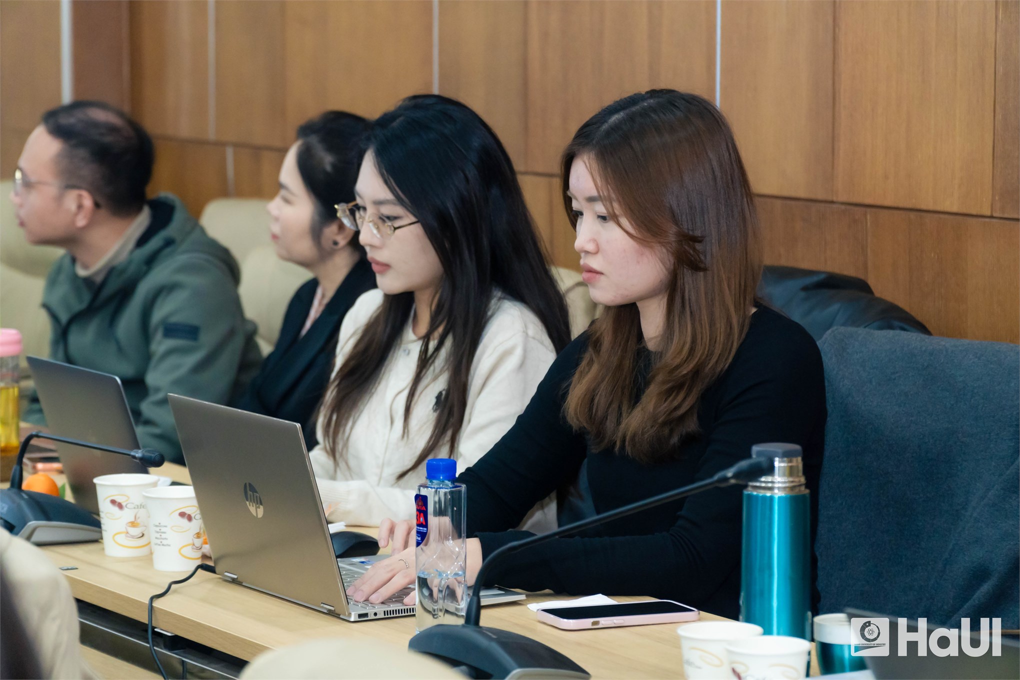 Đại học Công nghiệp Hà Nội tổ chức tập huấn ứng dụng AI trong việc hỗ trợ giảng dạy và đánh giá kết quả học tập