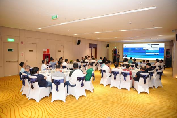 Hơn 40 CIO đại học về Cát Bà bàn chuyện dữ liệu và AI